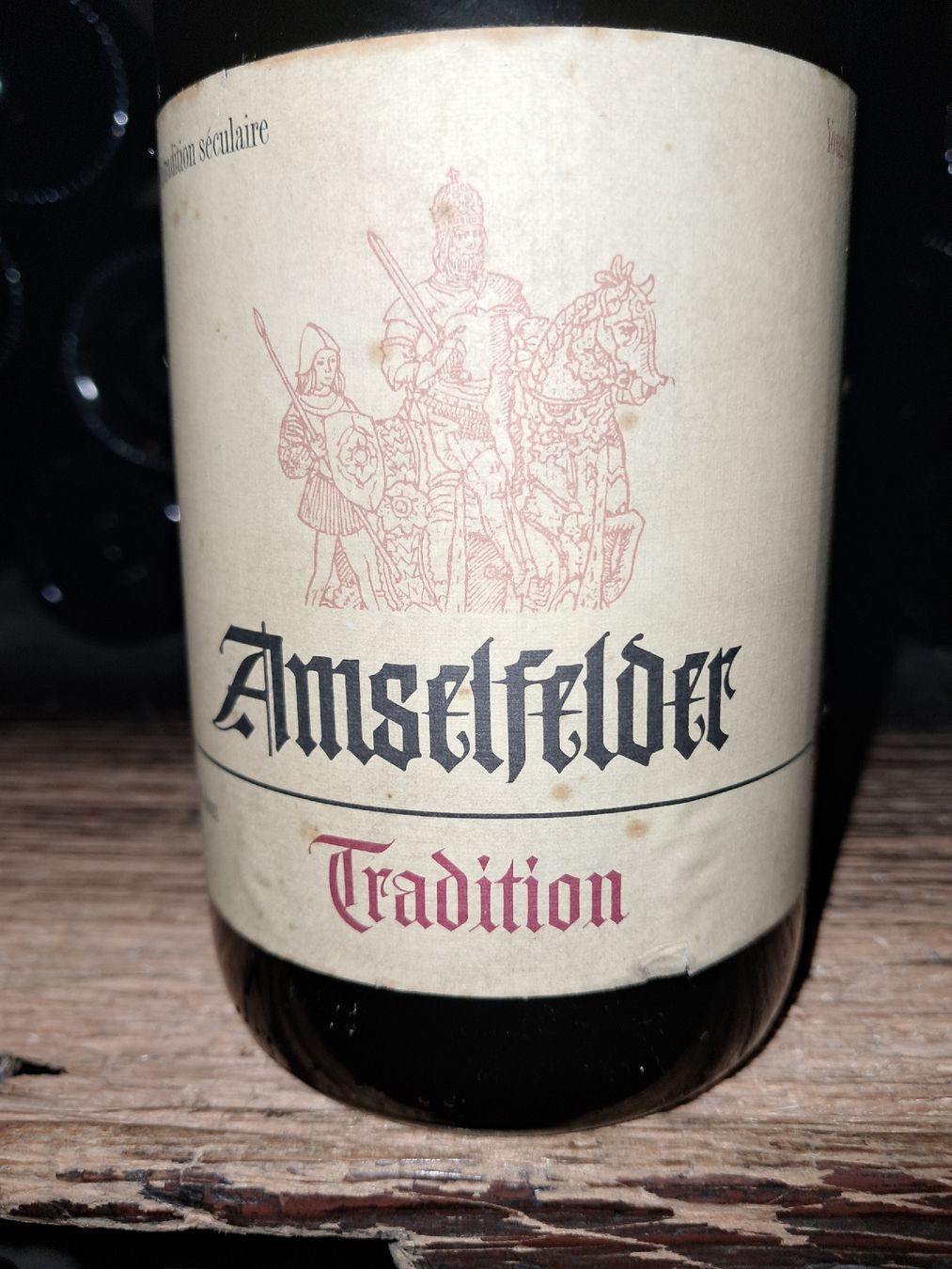 Vino: Amselfelder Tradition kosovo 1990 – Nuovo e nell'imballaggio originale da Le locle venduto da juliensaran 1