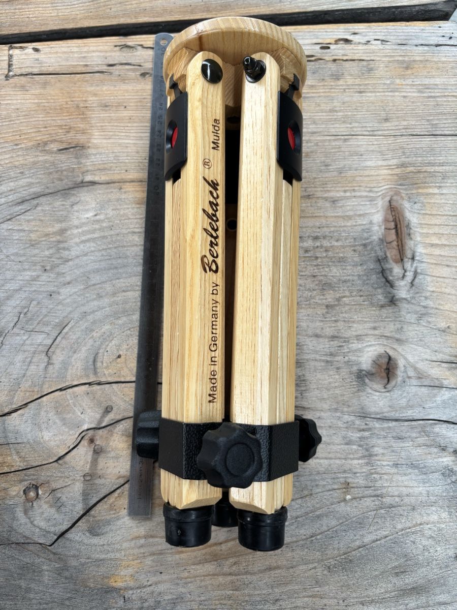 Berlebach Treppiedi & Teste: Berlebach Mini Stativ Holz – Nuovo (secondo la descrizione) da Würenlos venduto da Ashley24 1