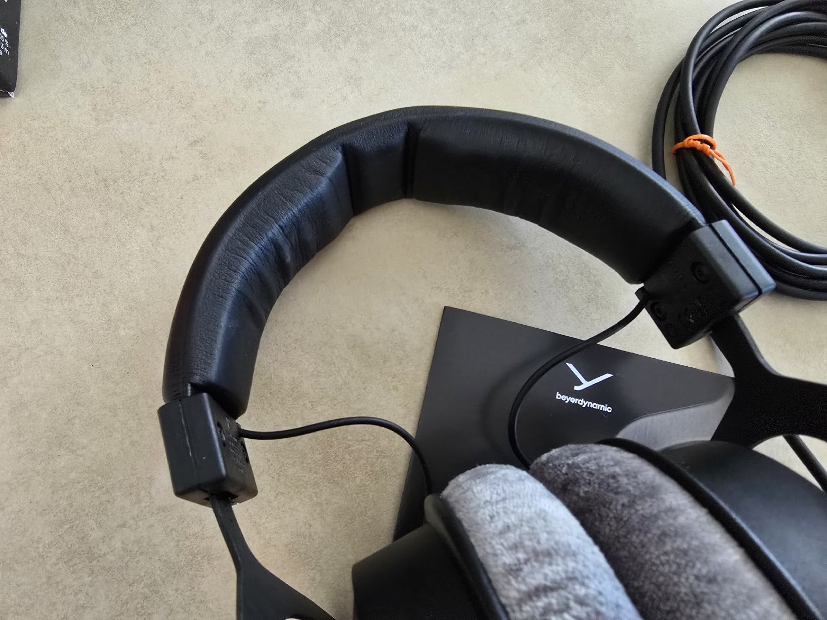 Beyerdynamic Casques audio: Beyerdynamic DT 770 PRO X – D'occasion à Rickenbach b. Wil par VeryLovelyThings 4