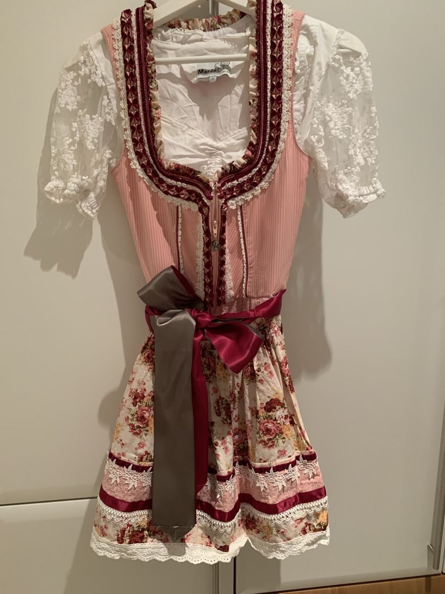 Costumes: Dirndl – D'occasion à Dietlikon par LiebenLebenLachen
