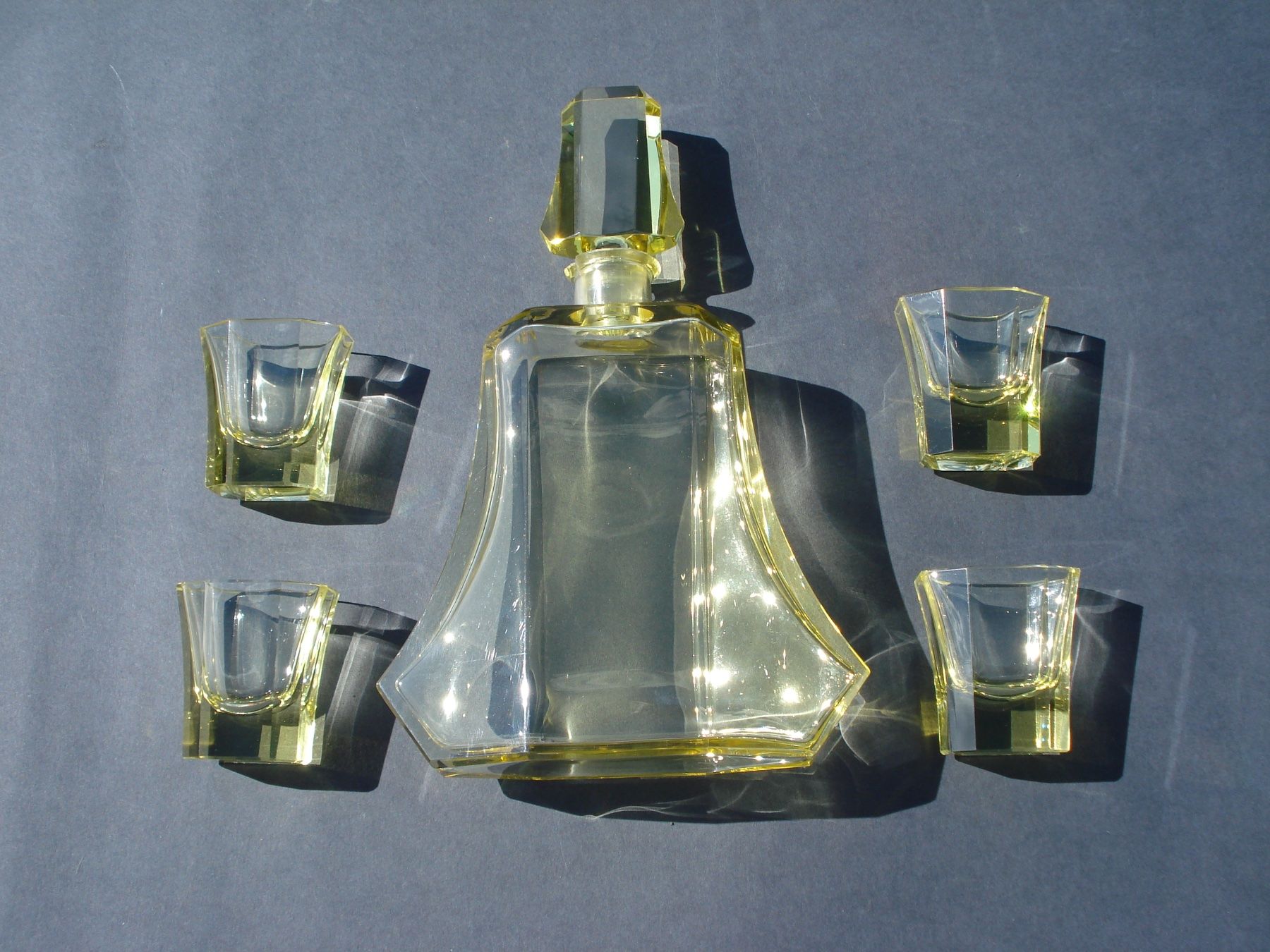 Moser Caraffe: Antike Karaffe Moser Karlsbad – Usato da Basel venduto da art.basel