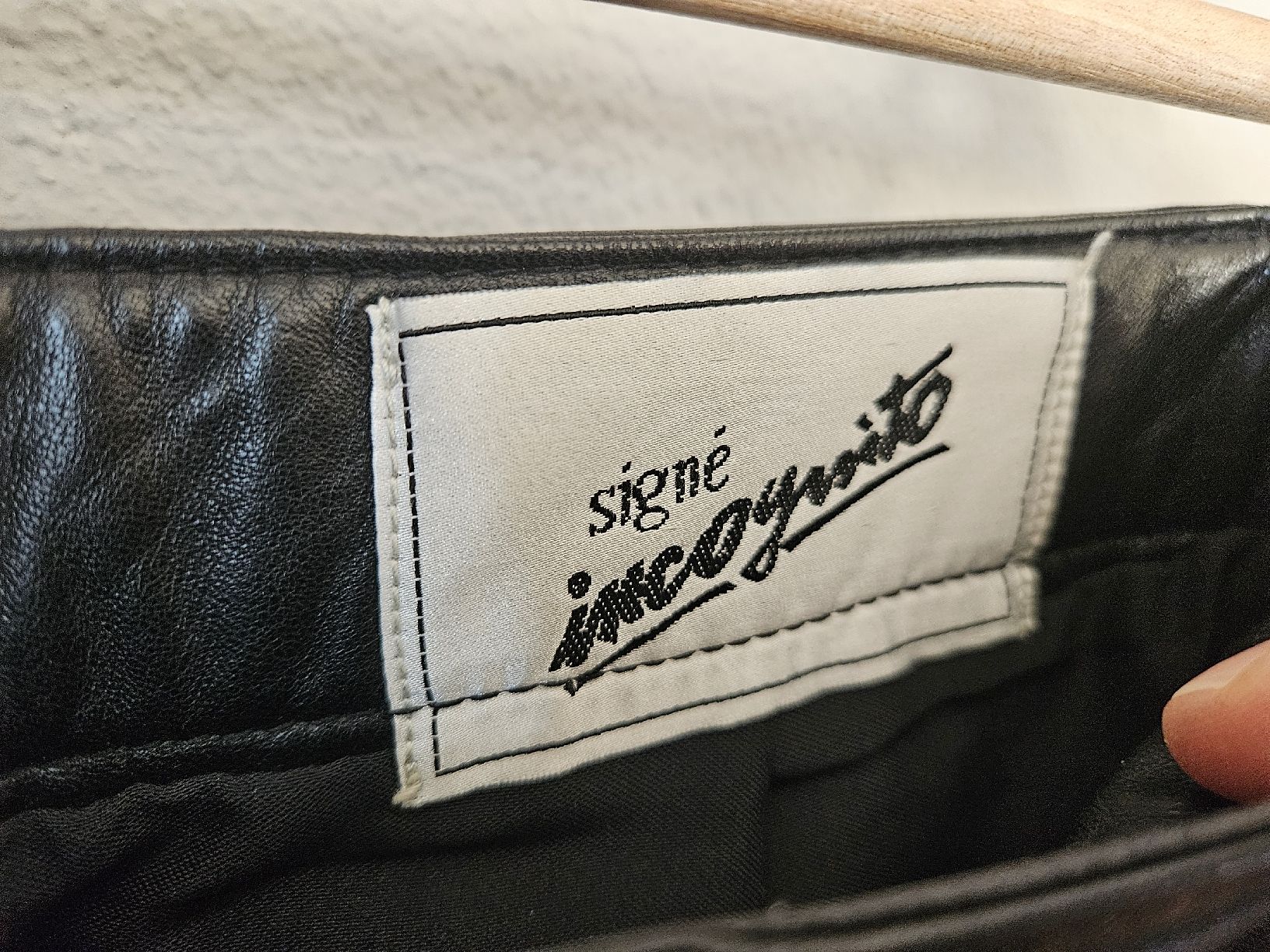 Pantaloni: Schwarze Lederhose Incognito – Usato da Eschenbach SG venduto da MarThu 1