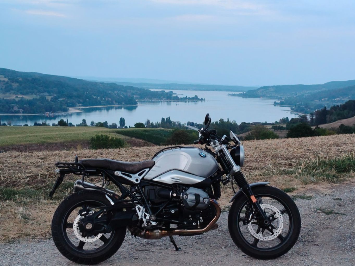 BMW Strada: BMW R Nine T – Usato da Schaffhausen venduto da Buell1125CR 8