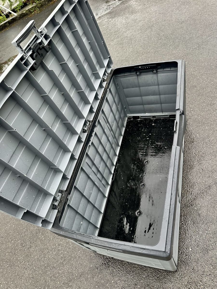 Box contenitori: Kissenbox // Gartenbox – Usato da Buchrain venduto da SATG 2