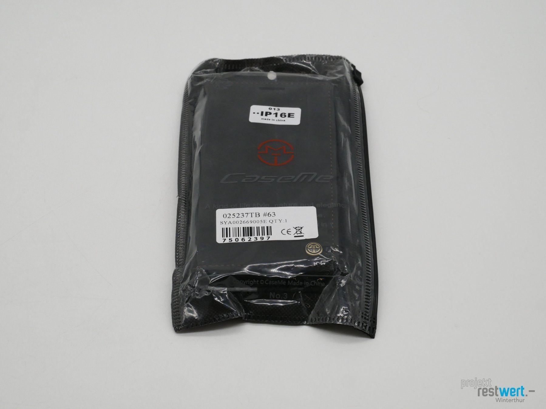 Covers & Schutzfolien: HANDYHÜLLE iPhone 16E Schwarz – Neu (gemäss Beschreibung) aus Winterthur von Restwert_Winterthur 3