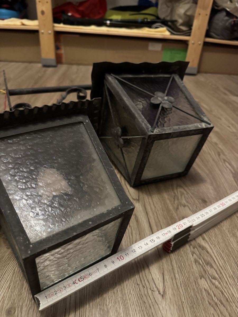 Kronleuchter & Deckenlampen: Chalet Wandlampen Eisen 2 Stk  – Gebraucht aus Buonas von Mikesteal 3