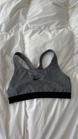 Nike Sport BH grau - neuwertiger Zustand