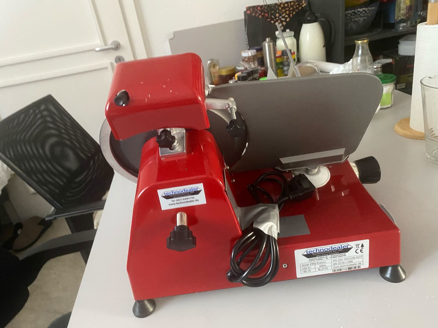 Küchengeräte: Elektrische Aufschnitt Maschine. Marke: TECHNODEALER – Gebraucht aus Zürich von Mitzi6