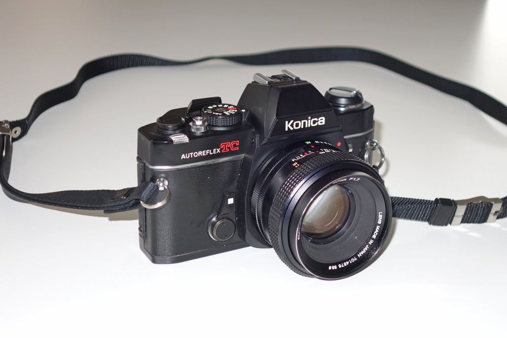 Konica Autoreflex TC Avec Objectif Konica Hexanon 50mm F/1.7 – Argenté – Garantie 6 Mois