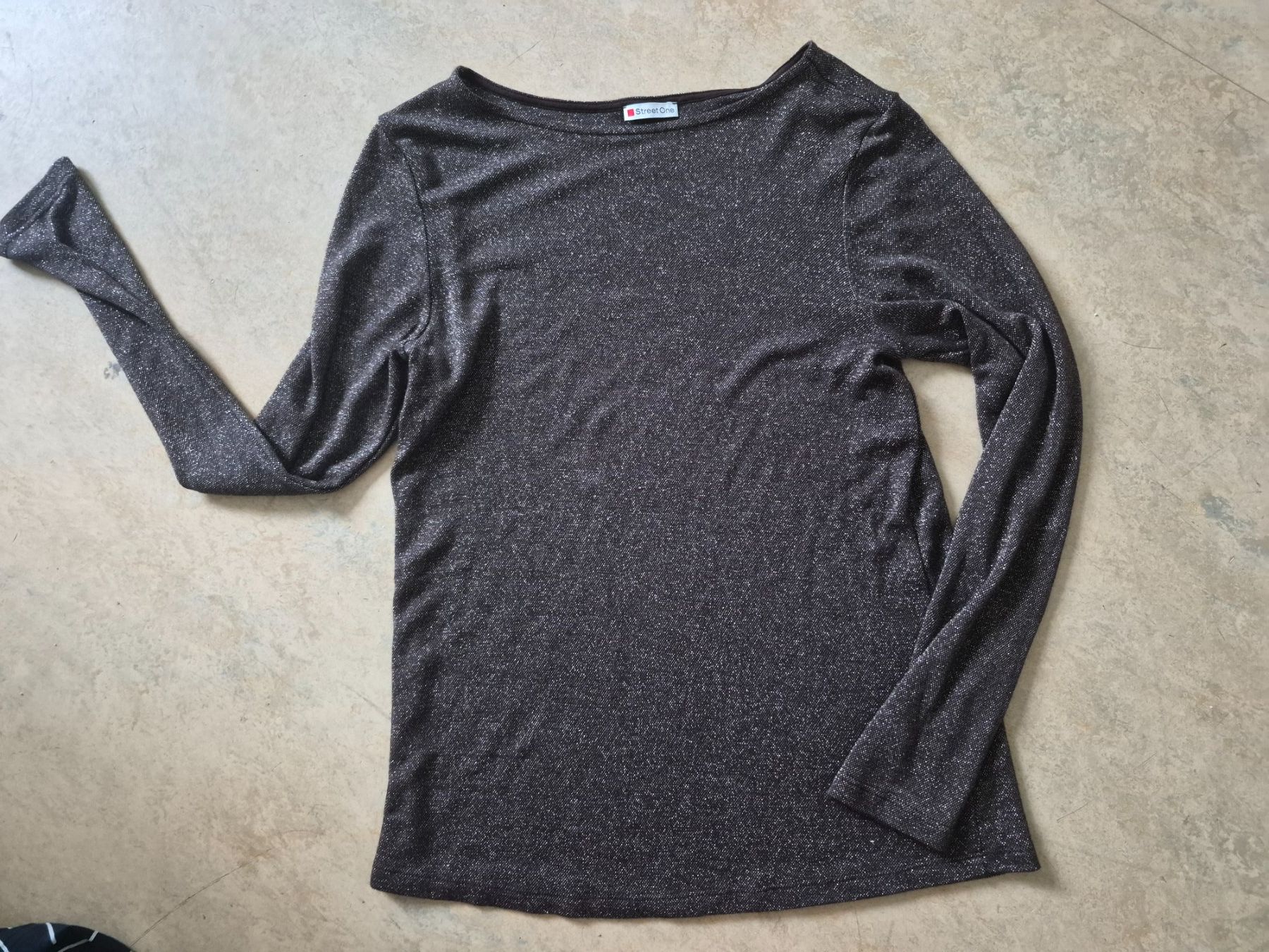 Lotti di vestiti: Street One Gr. 40, Bluse + Shirt + Rolli – Usato da Winterthur venduto da EH47 1
