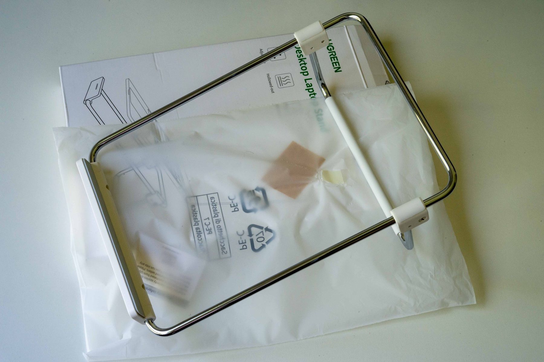 Racks & Cavalletti: Ständer für Laptop – Usato da Schwerzenbach venduto da floridan