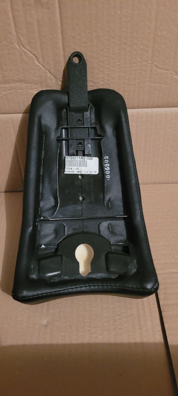 Harley-Davidson Alle Motorradersatzteile: Dyna Harley Sattel – Neu (gemäss Beschreibung) aus Adlikon b.Regensdf von fatbob50 2