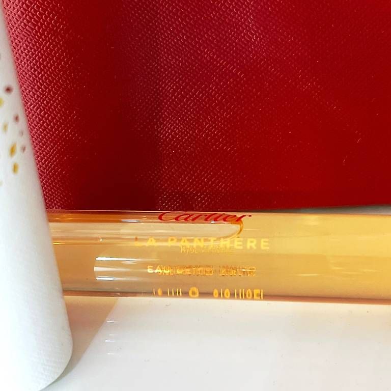 Cartier Profumi & Eau de Toilette: LA PANTHÈRE EAU DE TOILETTE ROLL-ON 15ml – Nuovo (secondo la descrizione) da Dietlikon venduto da jgr_gr98 1