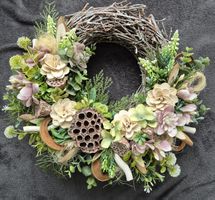 Hübscher Türkranz, Blumengesteck, Frühlingsdeko, Top!