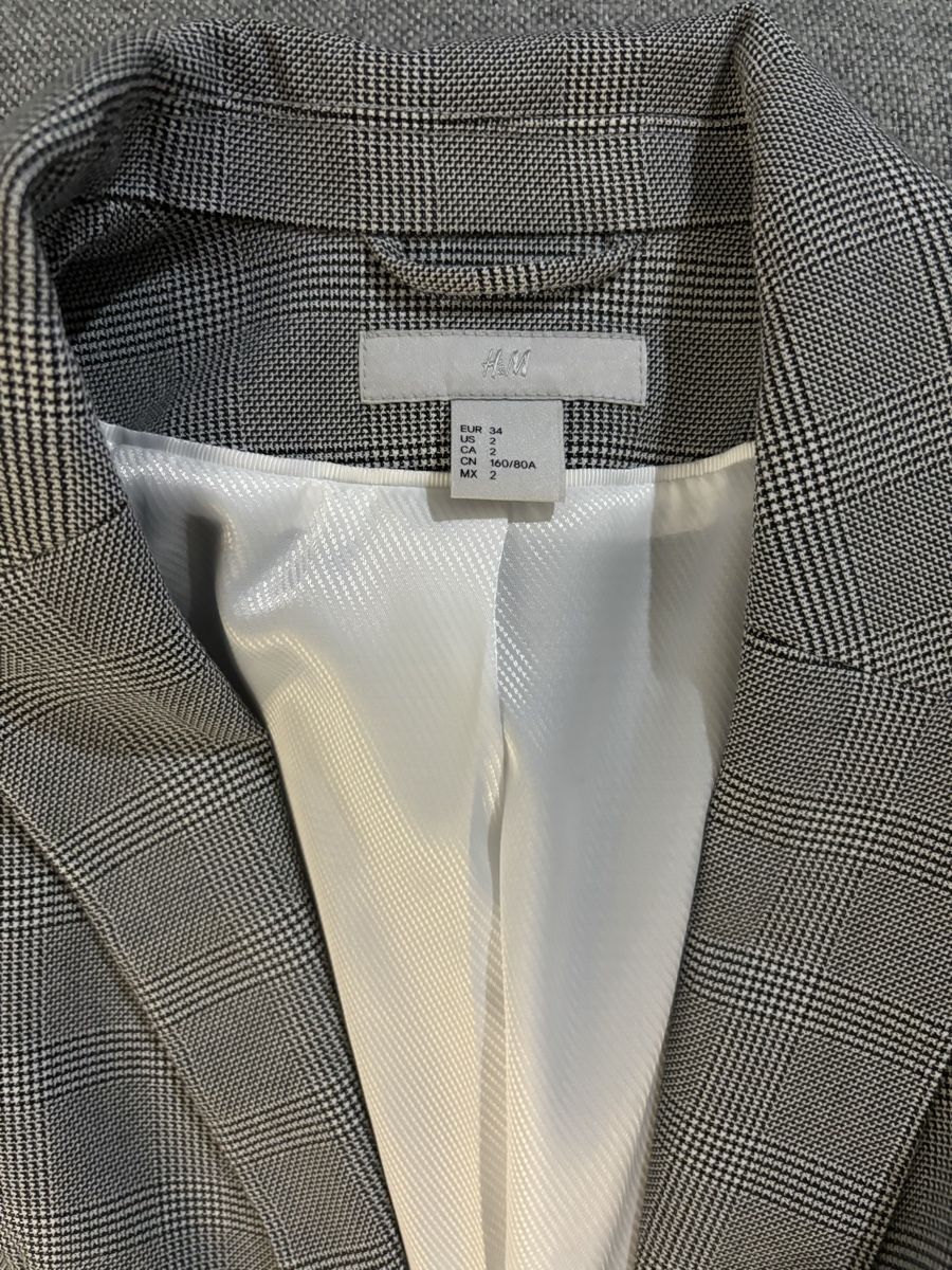 H&M Completi & Tailleur: Blazer 34 – Usato da Buchrain venduto da Ham2383 1