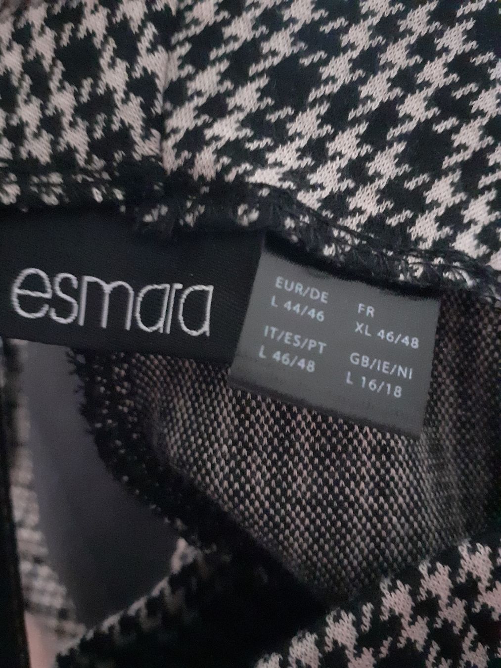 Leggings: ESMARA Hose Kariert L 44/46 – Gebraucht aus Kloten von elb_9qvr 1