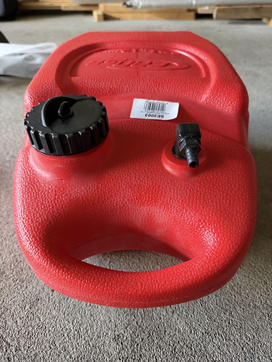 Autres accessoires p. véhicule: Benzintank Boot – Neuf (Voir description) à Aesch LU par Arjpil01 2
