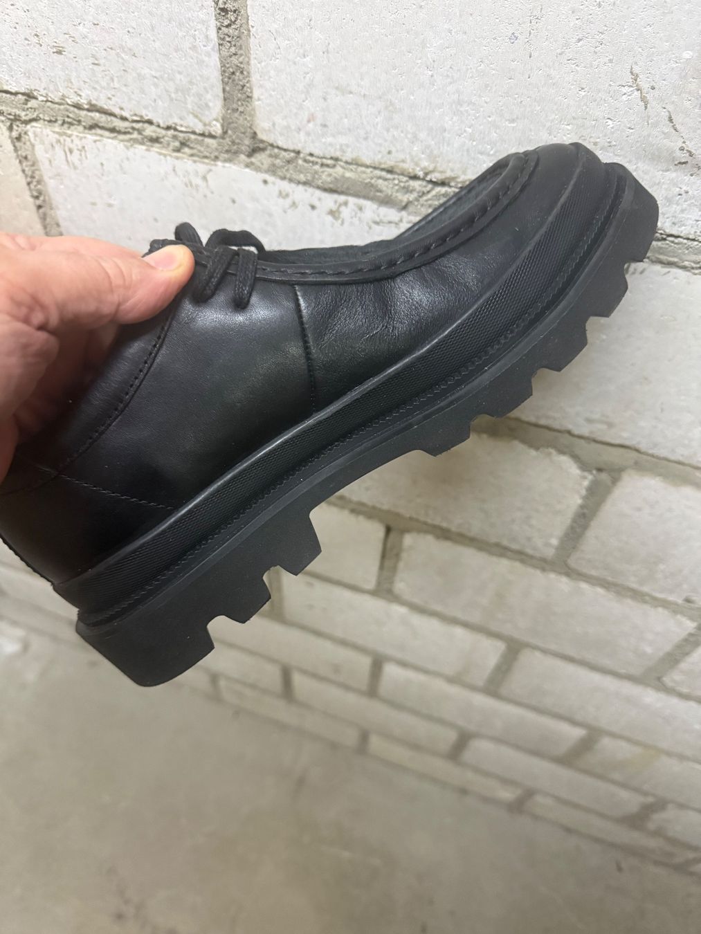 Clarks Scarpe da uomo: Schwarze Clarks Herrenschuhe - Größe 41 – Usato da Ostermundigen venduto da wal_2qf6 6