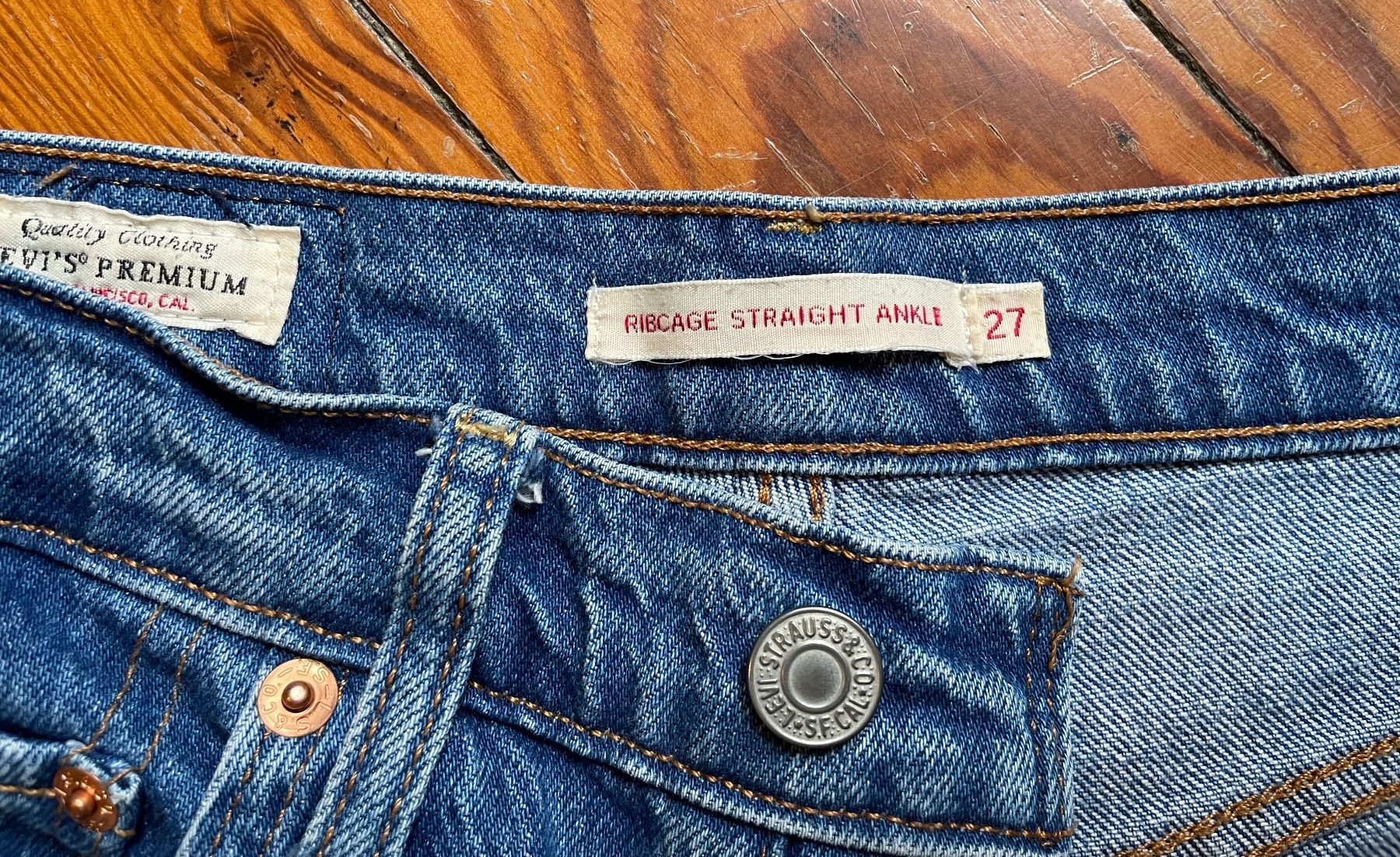 Levi's Jeans: Levis Ribcage Jeans W27/L29 – Usato da Bern venduto da Corinn_na 3