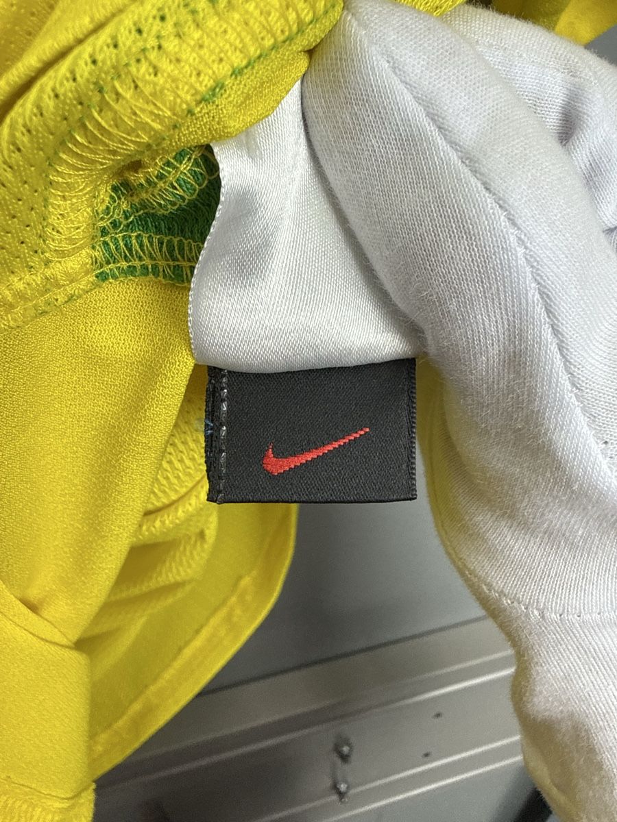 Nike Leibchen & Hosen: Nike Brazil Ronaldo (2002) – Gebraucht aus Lausanne von Unehistoiredesapes 4