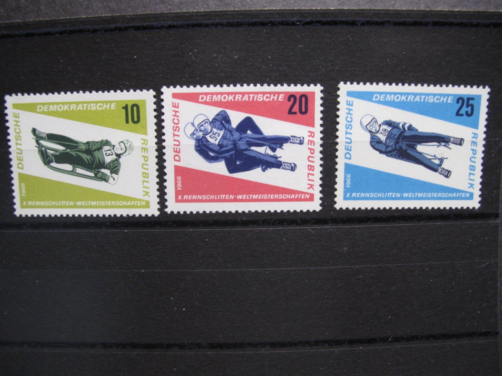 Tous les timbres: DDR 1966 Rennrodel WM ** – D'occasion à Wil SG par fva01