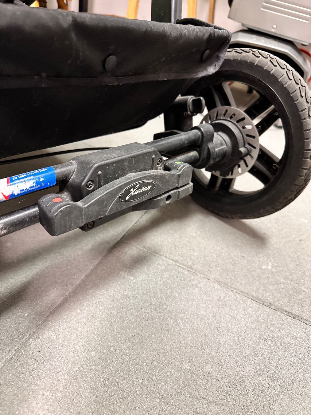 Hartan Carrozzine: Kinderwagen Hartan – Usato da Bern venduto da johnny_left 8