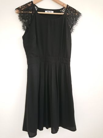 Damen Kleid ABOUT YOU Gr. 36 Schwarz