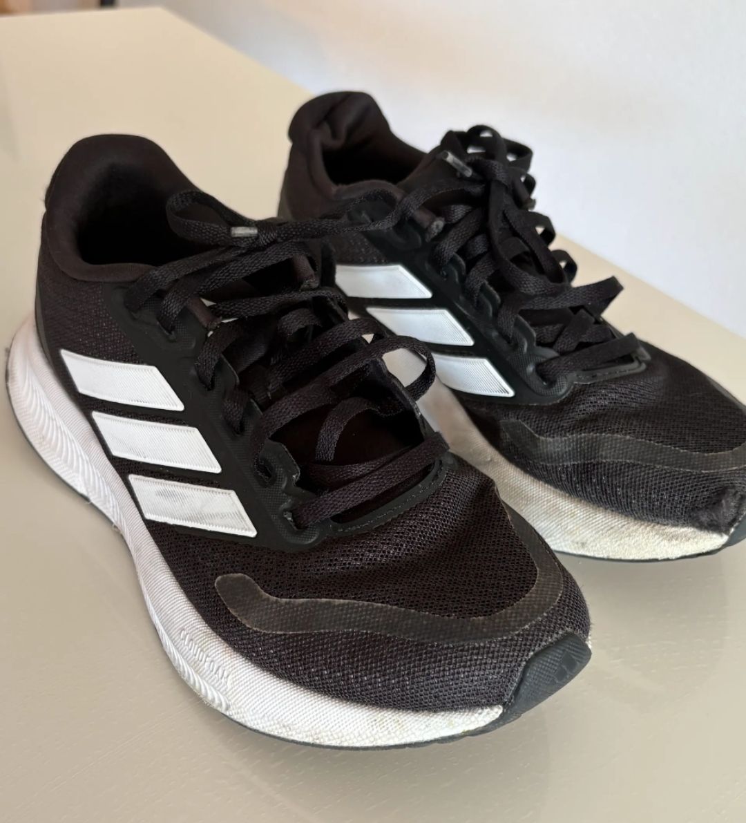 Adidas Schuhe für Jungen: Adidas Kinder Schuhe  – Gebraucht aus Schüpfheim von oldyrk 1