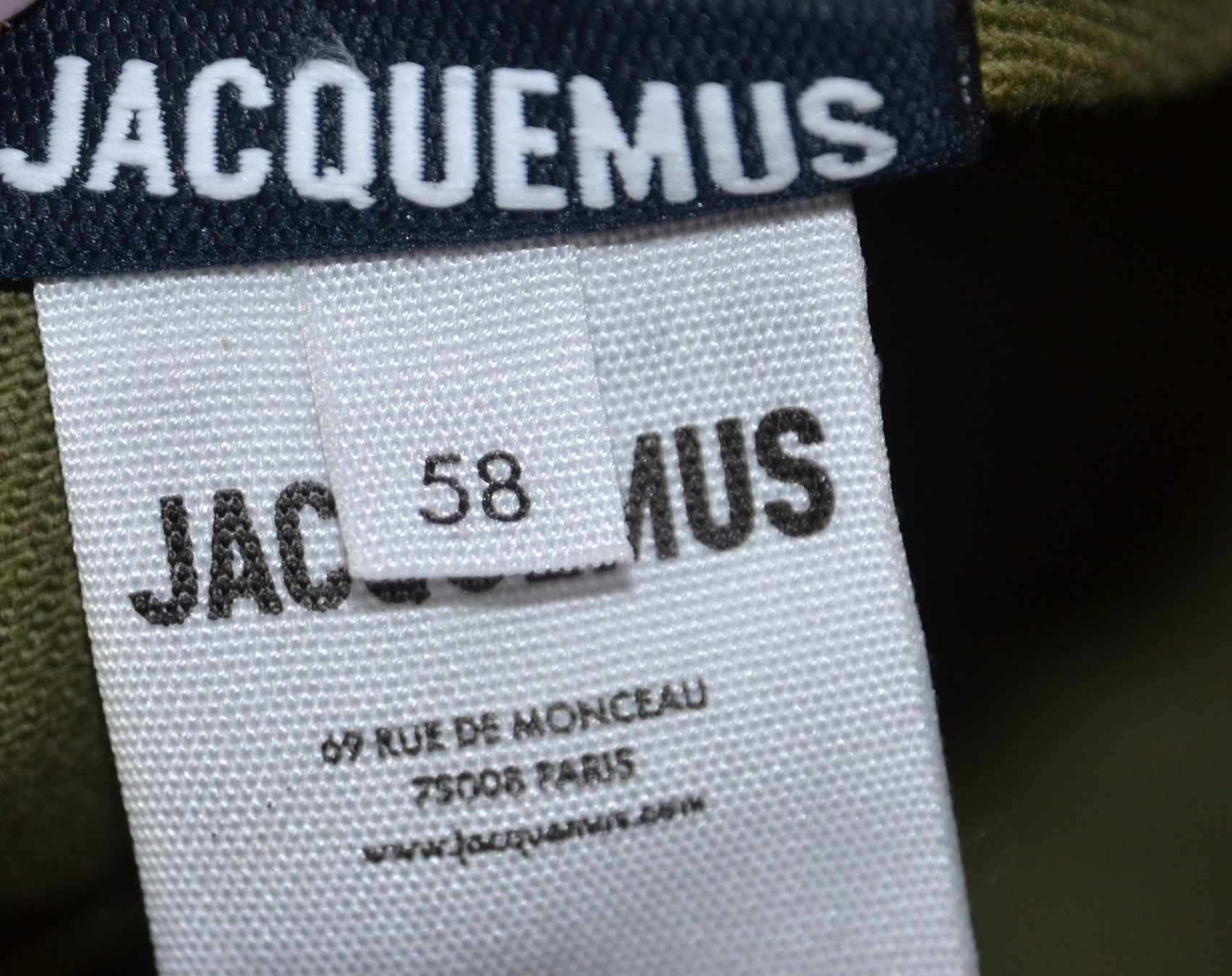 Jacquemus Copricapi, berretti & cappellini: Jacquemus Kappe /  Casquette – Usato da Collonges venduto da arashee 6