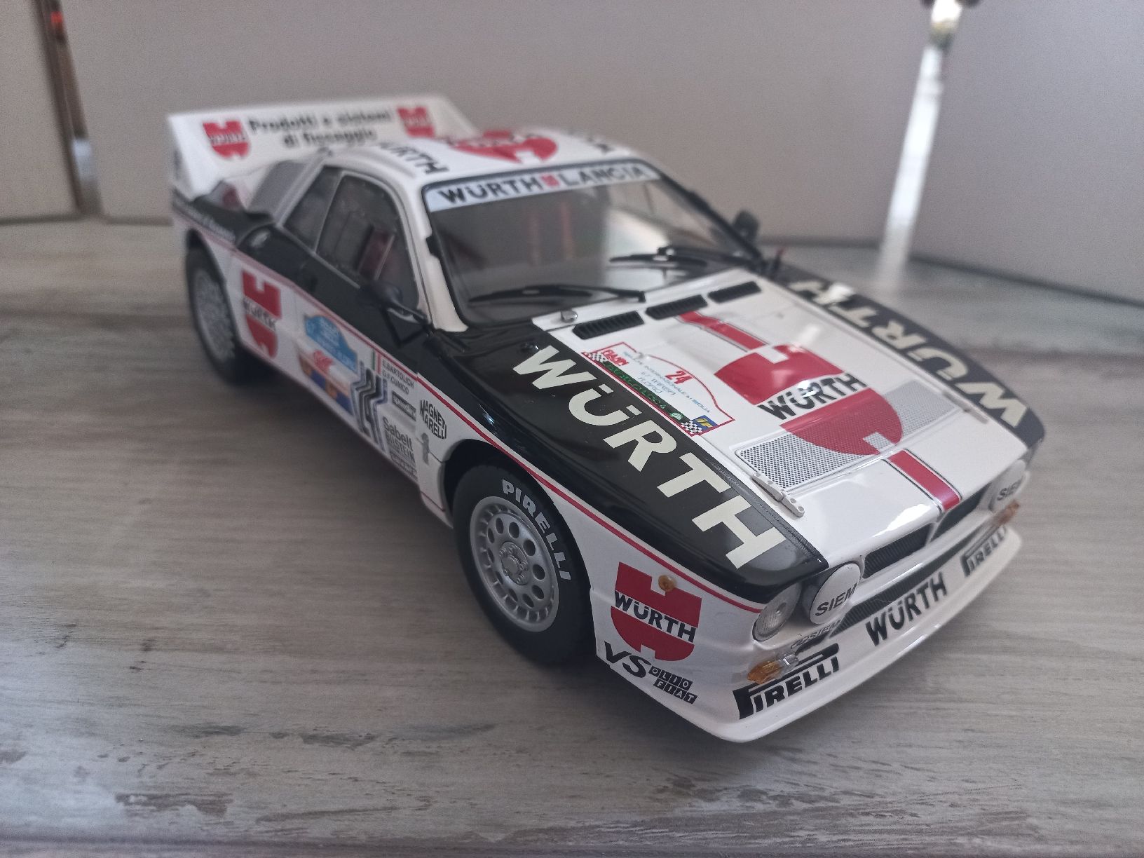 Kyosho Modellini d'auto: Lancia 037 1/18 Kyosho – Usato da Attalens venduto da remy_s00 1