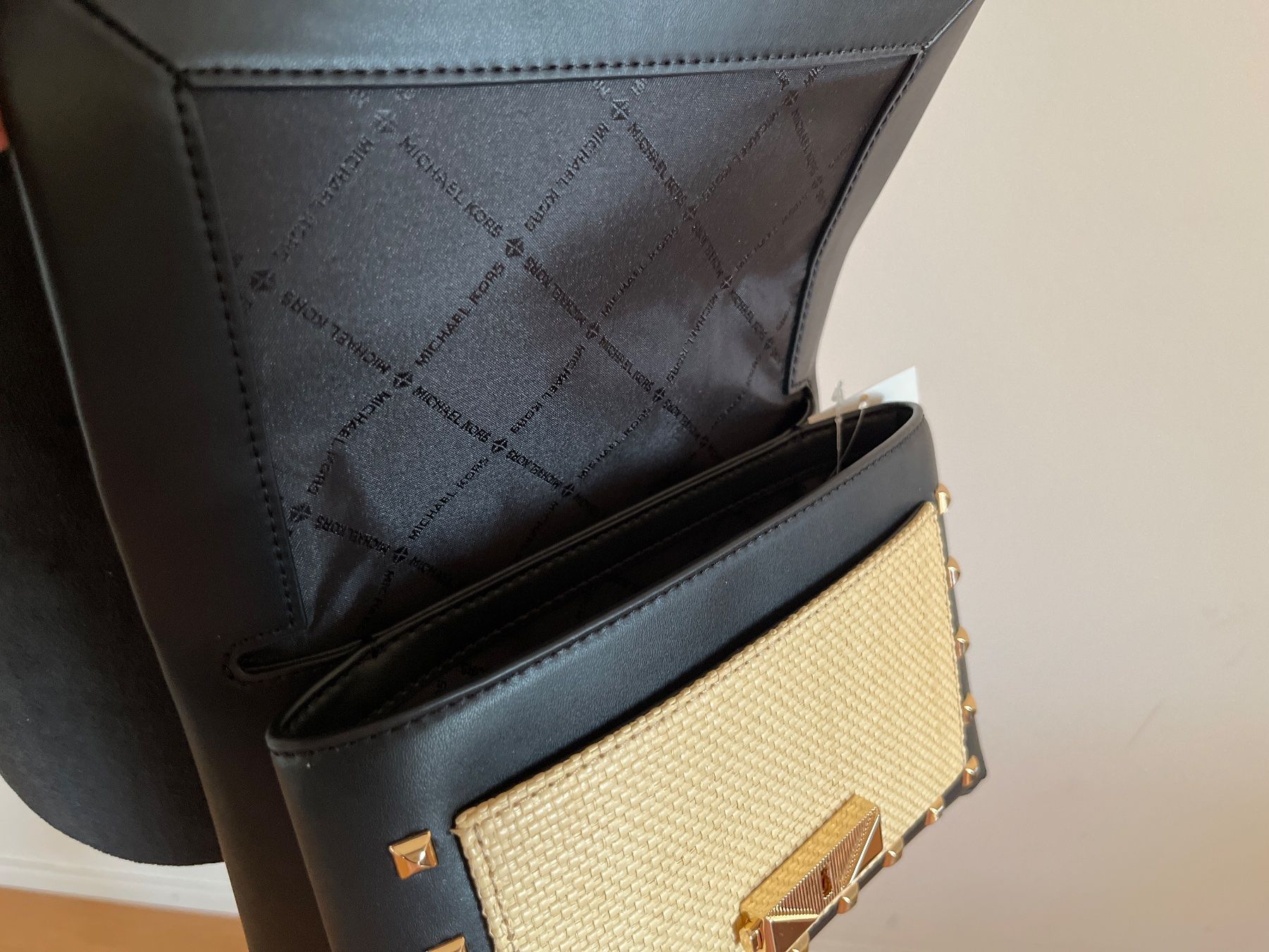 Michael Kors Borse da donna: Michael Kors - Handtasche, schwarz / gold, CECE – Nuovo (secondo la descrizione) da Luzern venduto da Jiggy_8898 5
