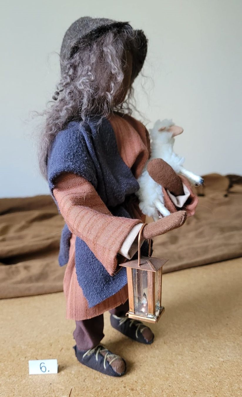 Statuette: Schwarzenberger Krippenfiguren Hirt 27cm mit Schäfli N6 – Nuovo (secondo la descrizione) da Abtwil SG venduto da Roebi250 2