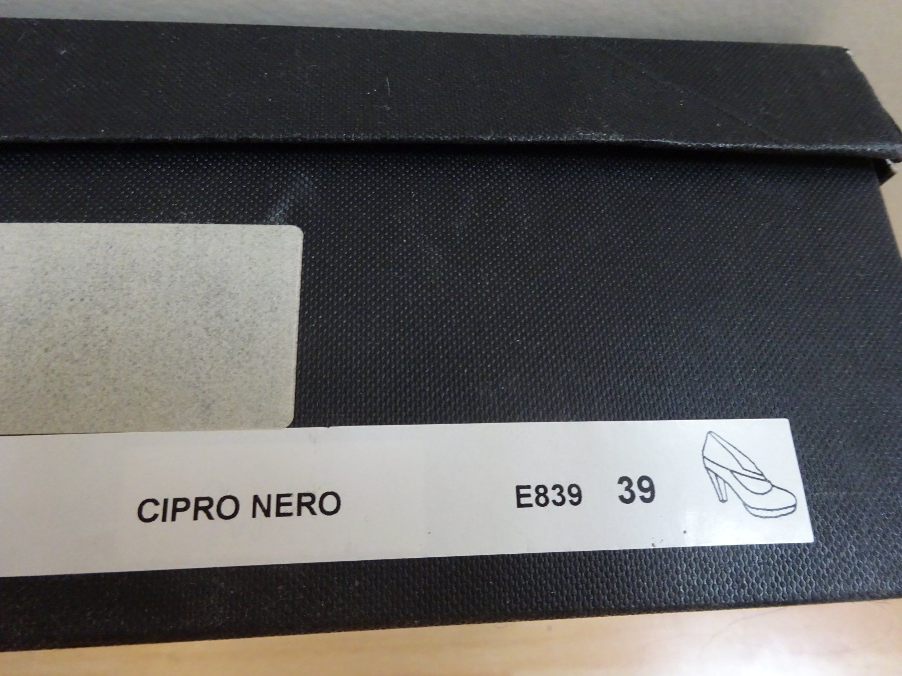 Navyboot Scarpe da donna: Navyboot - Neue Leder Pumps  - schwarz - Gr. 39 – Nuovo (secondo la descrizione) da Zofingen venduto da Justizia_01 6