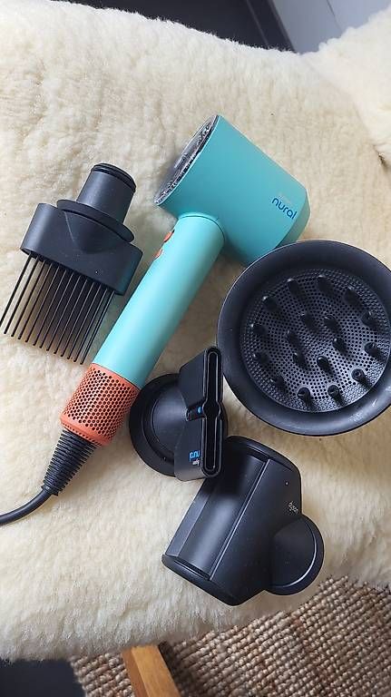 Aspirateurs & Accessoires: Dyson Nural neu – D'occasion à Zürich par mar_x8fk