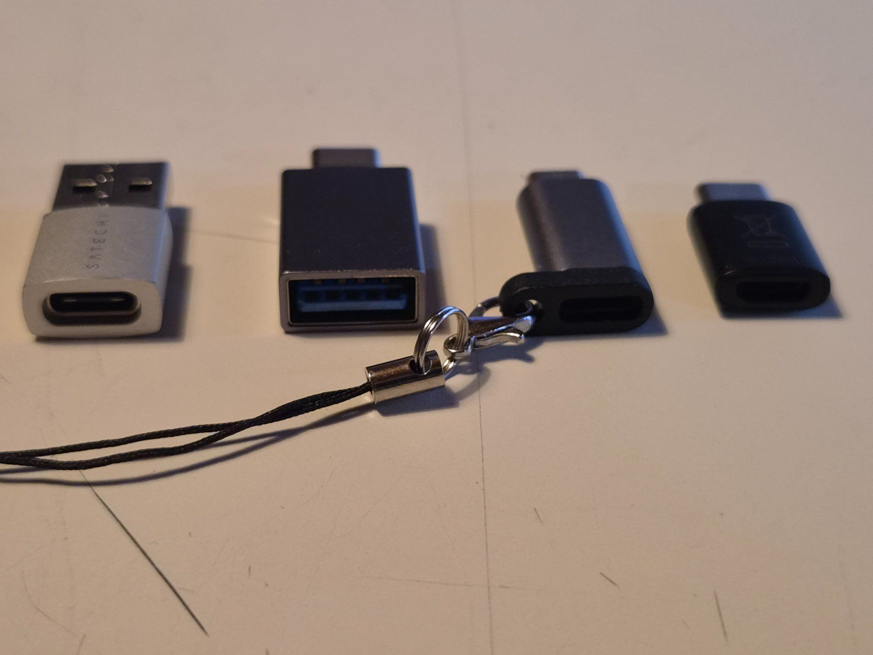 Unità & Adattatore: 4 verschiedene USB Adapter – Nuovo (secondo la descrizione) da Pratteln venduto da Motodrom 1