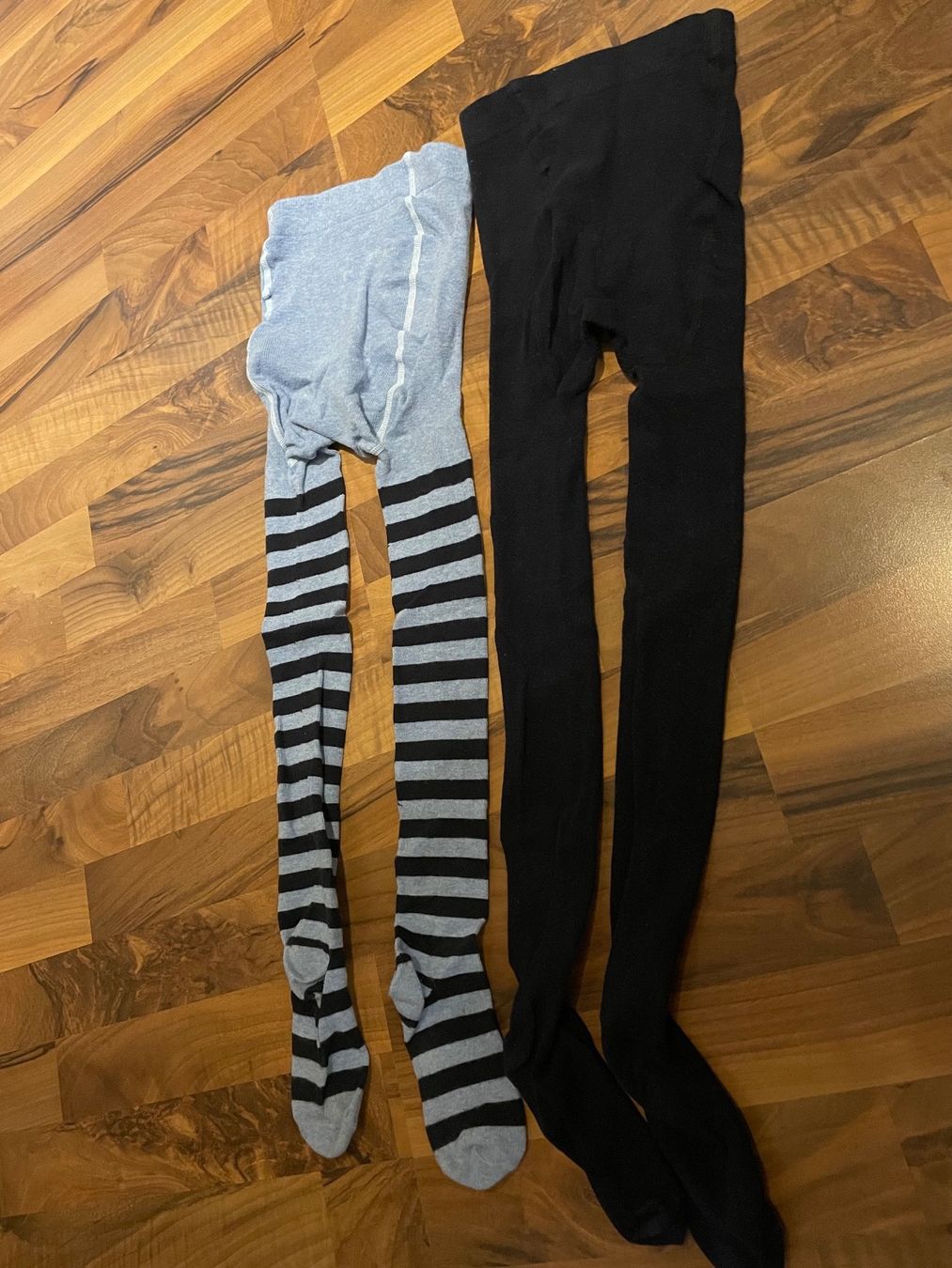 Strumpfhosen & Leggings: 2er Set Strumpfhosen Grösse 110-116 – Gebraucht aus Goldswil von Fisel 1