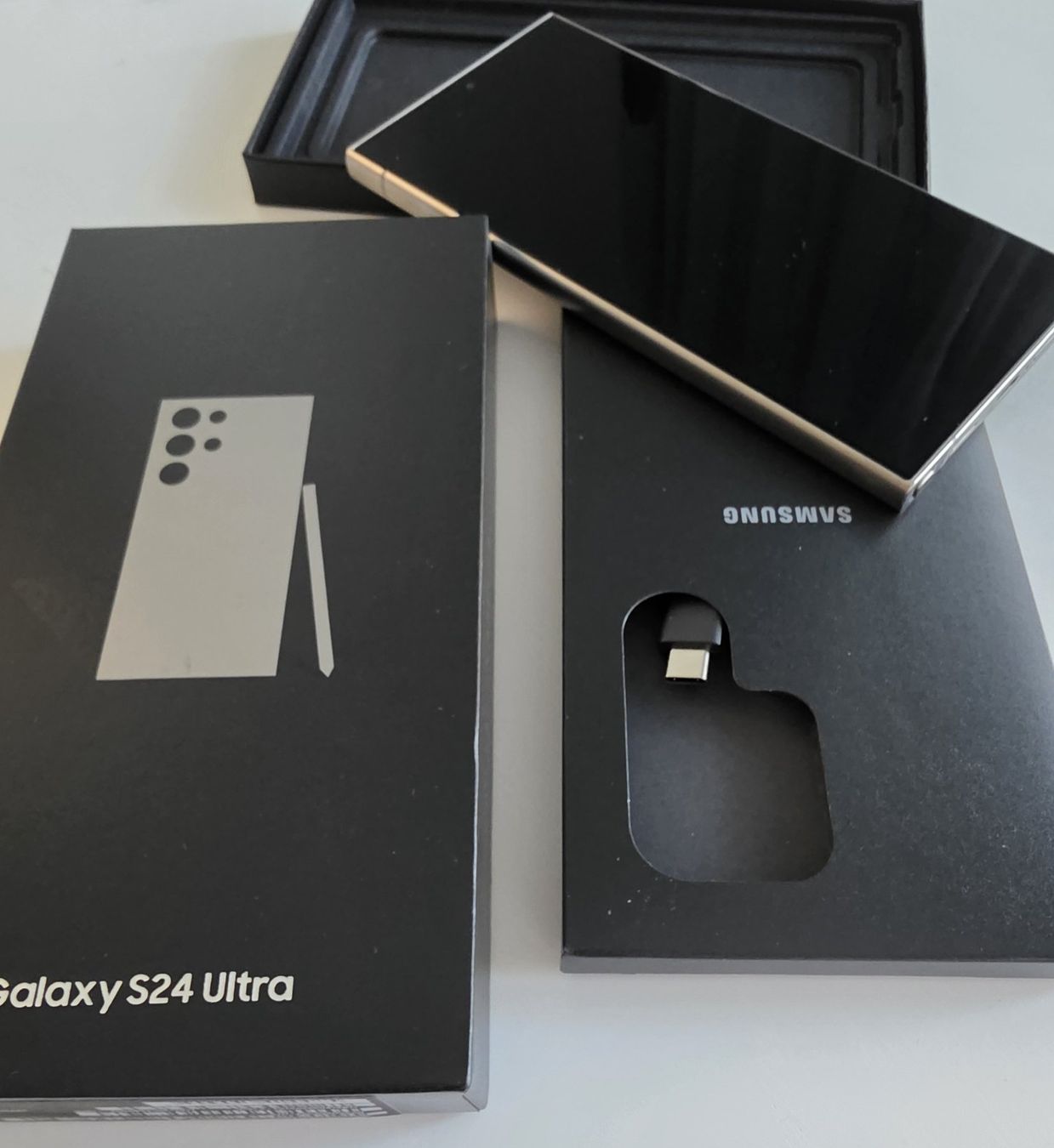 Samsung Handys / Smartphones: Samsung Galaxy S24 Ultra – Gebraucht aus Affoltern am Albis von Thomyb