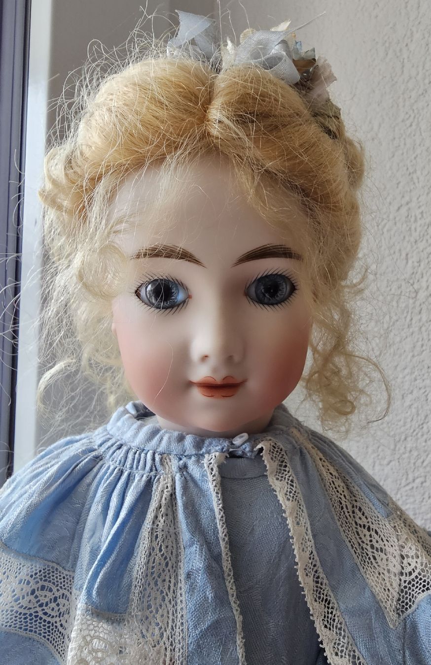 Bambole: WUNDERSCHÖNE PUPPE! – Nuovo (secondo la descrizione) da Laupen BE venduto da AUSSIEGIRL1109