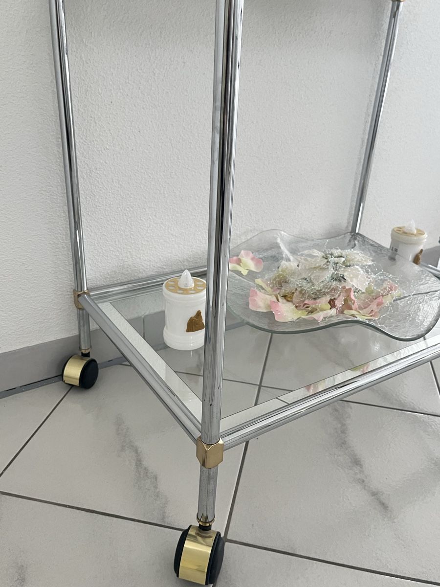Carrelli di servizio: Servierwagen Glas,gold,silber – Usato da Hinwil venduto da dire07 3
