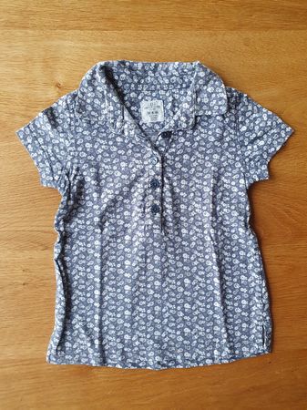 Shirt mit Blumen Gr. 98/104
