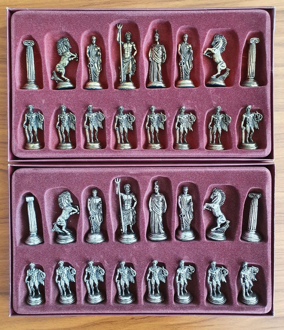 Statuette: Schachfiguren aus Metall "Zeus" – Nuovo (secondo la descrizione) da Fischbach-Göslikon venduto da Rosatt
