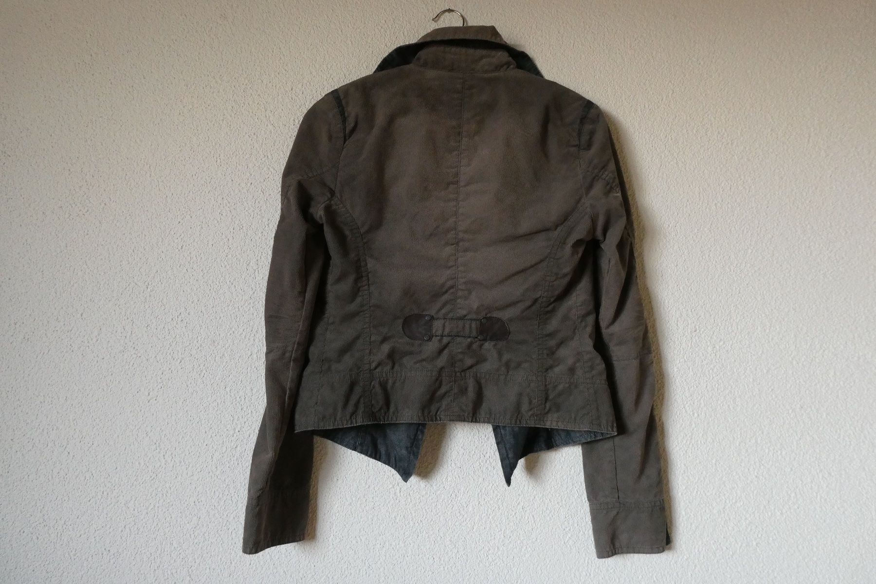 Nile Giacche: Jacke Nile xs – Usato da Worb venduto da Tanzzwiebelchen 1