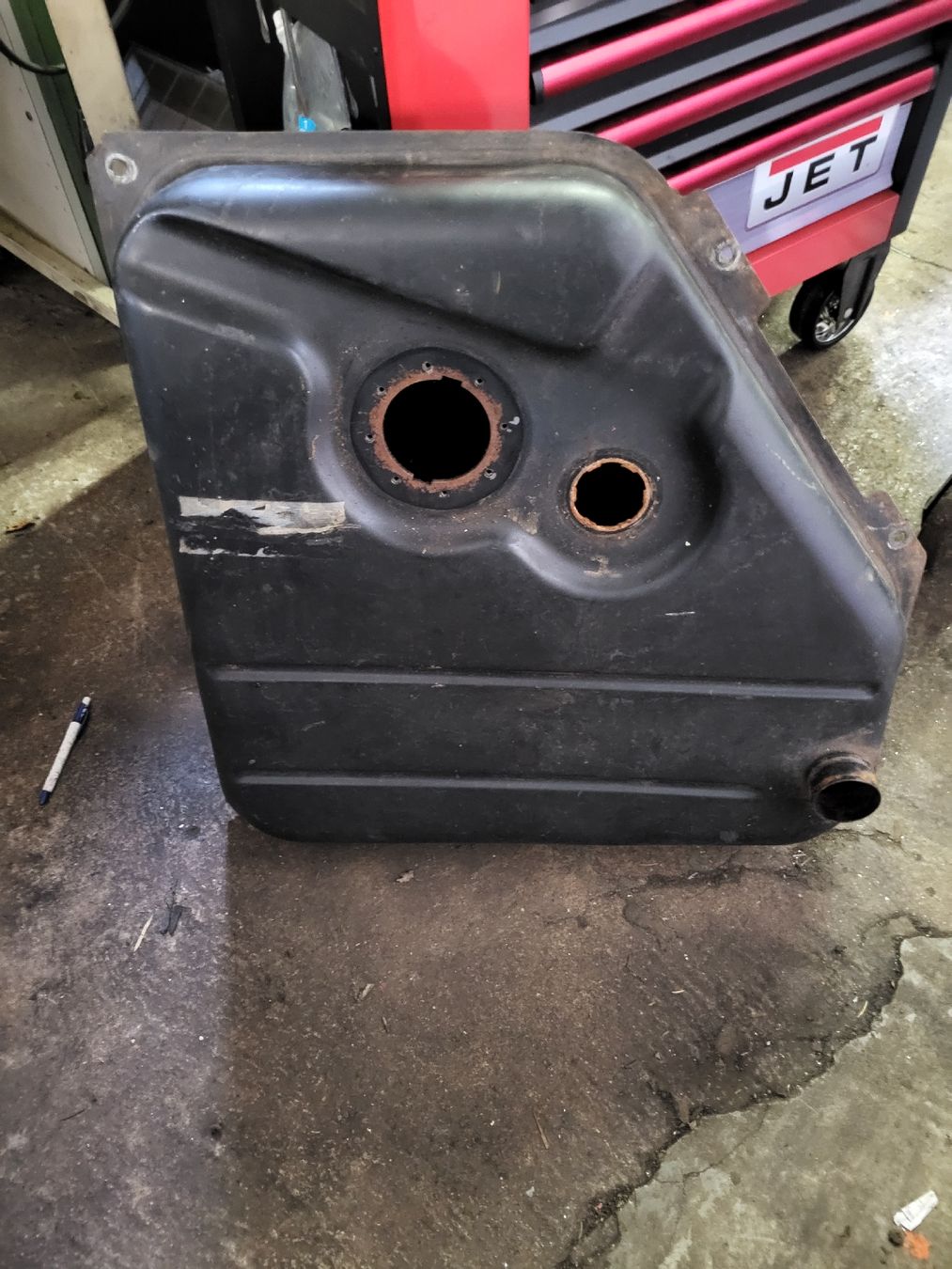 BMW Tutti pezzi di ricambio auto: réservoir BMW E9  3.0 csi – Usato da Buttes venduto da yukichan2010 1
