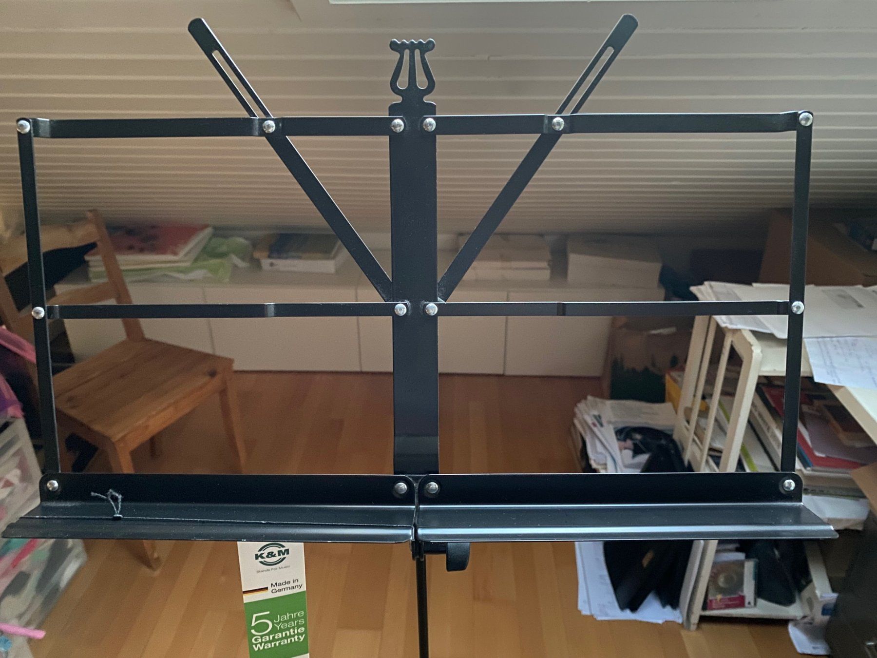König & Meyer Supporti per strumenti musicali & leggii: Original K & M Notenständer in schwarz – Usato da Riehen venduto da ettwigv