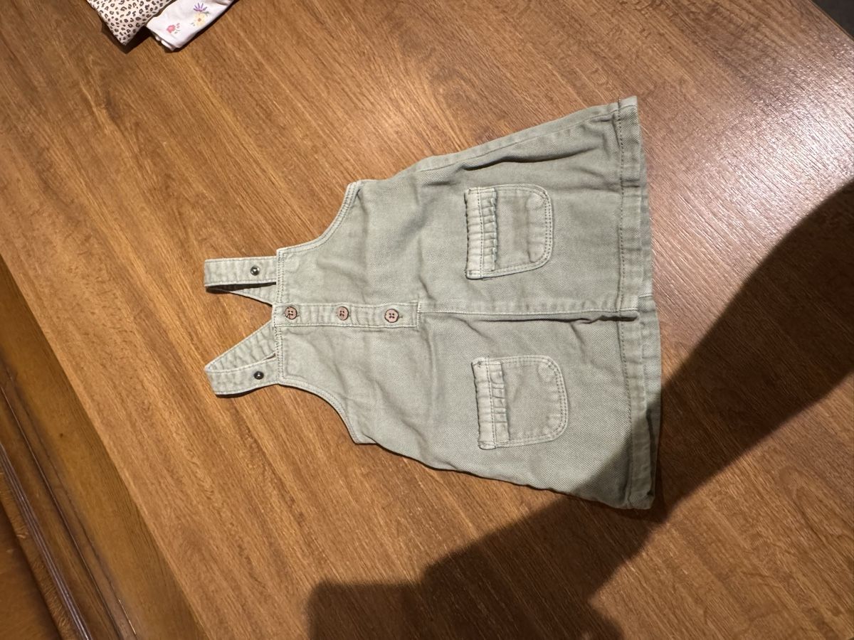 Vestiti & Gonne: Robe salopette Orchestra taille 12 mois, vert pâle – Usato da Erde venduto da Kitkatekate