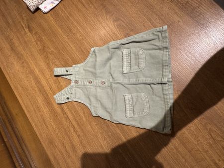 Robe salopette Orchestra taille 12 mois, vert pâle