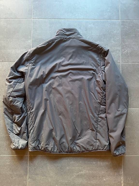 Jacken: Penguin Midlayer Jacke Gr. L – Gebraucht aus Flims Waldhaus von f0.9 1