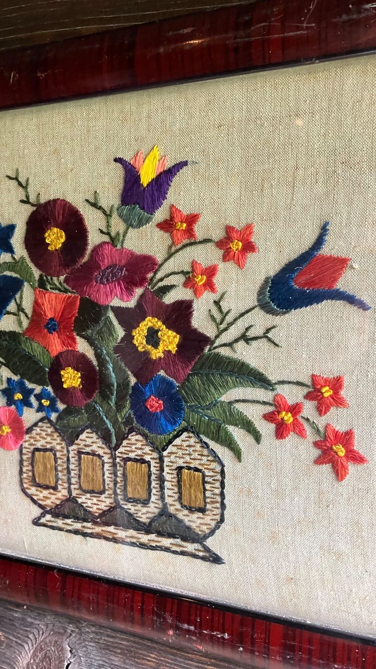 Dipinti: Tableau brodé fleur Blument gesticktes Gemälde – Usato da St-Cierges venduto da LeRegain 2