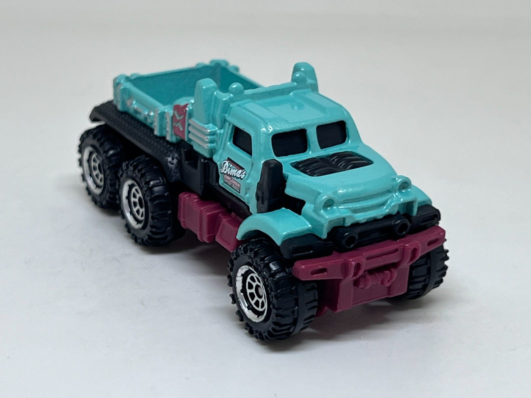 Matchbox Modellautos: Matchbox Road Mauler #90 – Gebraucht aus Wildegg von LaaBoutique