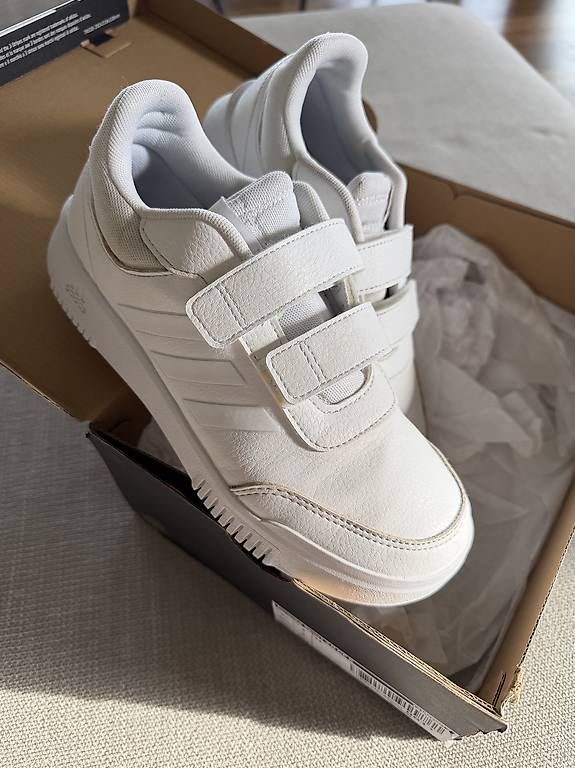 Adidas Scarpe per ragazzi: Adidas Schuhe Gr. 36 2/3 – Nuovo (secondo la descrizione) da Sins venduto da bit_rg7j